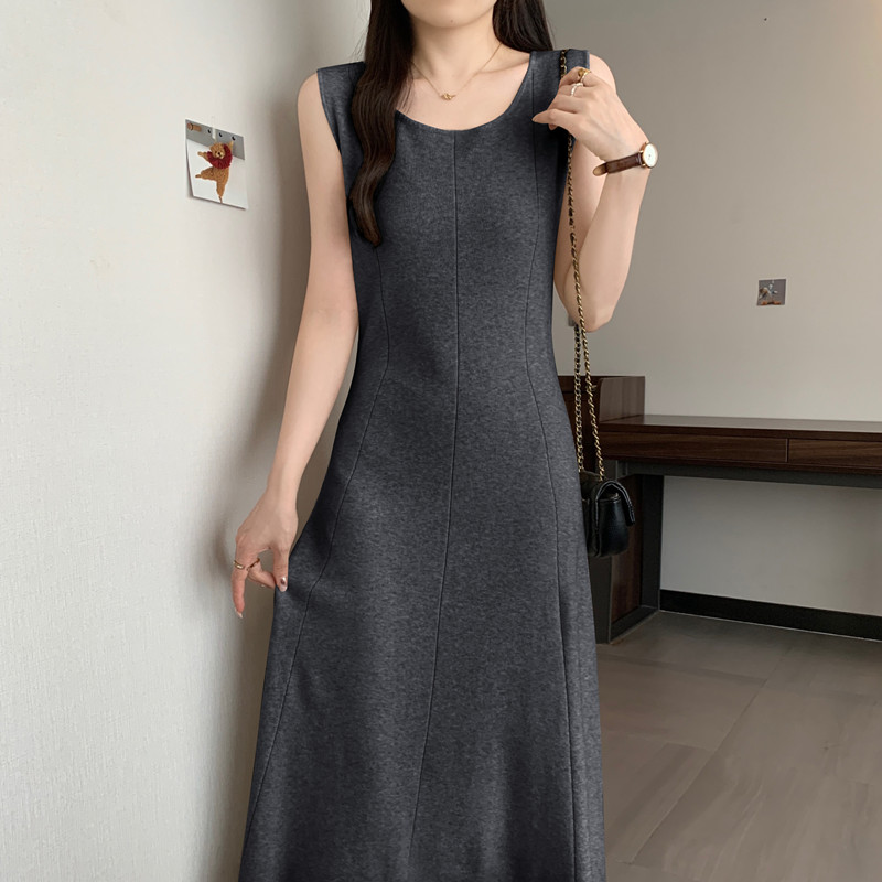 エレガントな無地ノースリーブニットヴィンテージOネックシック - Winter Clothing Vintage のレビューと価格